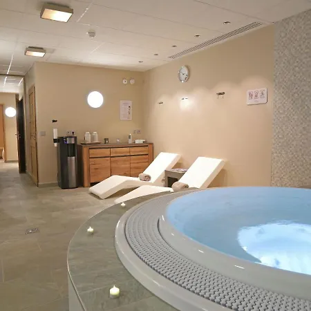 Apartment On Slopes In Les Menuires 아파트